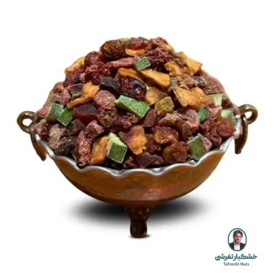 حبه میوه های جنگلی