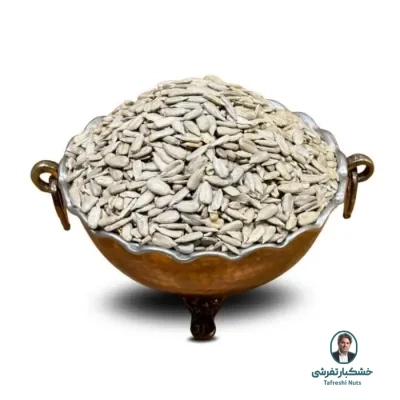 مغز آفتابگردان خام