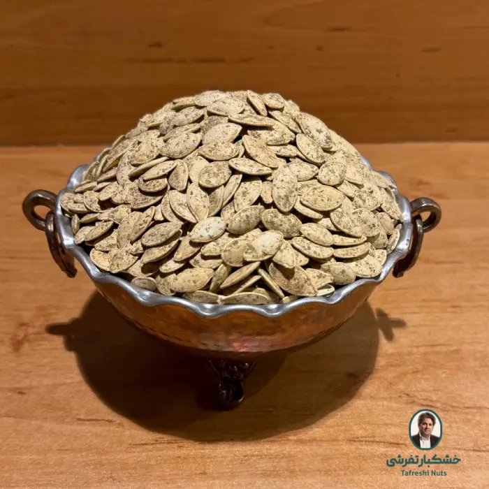 تخمه کدو گوشتی با طعم آویشن
